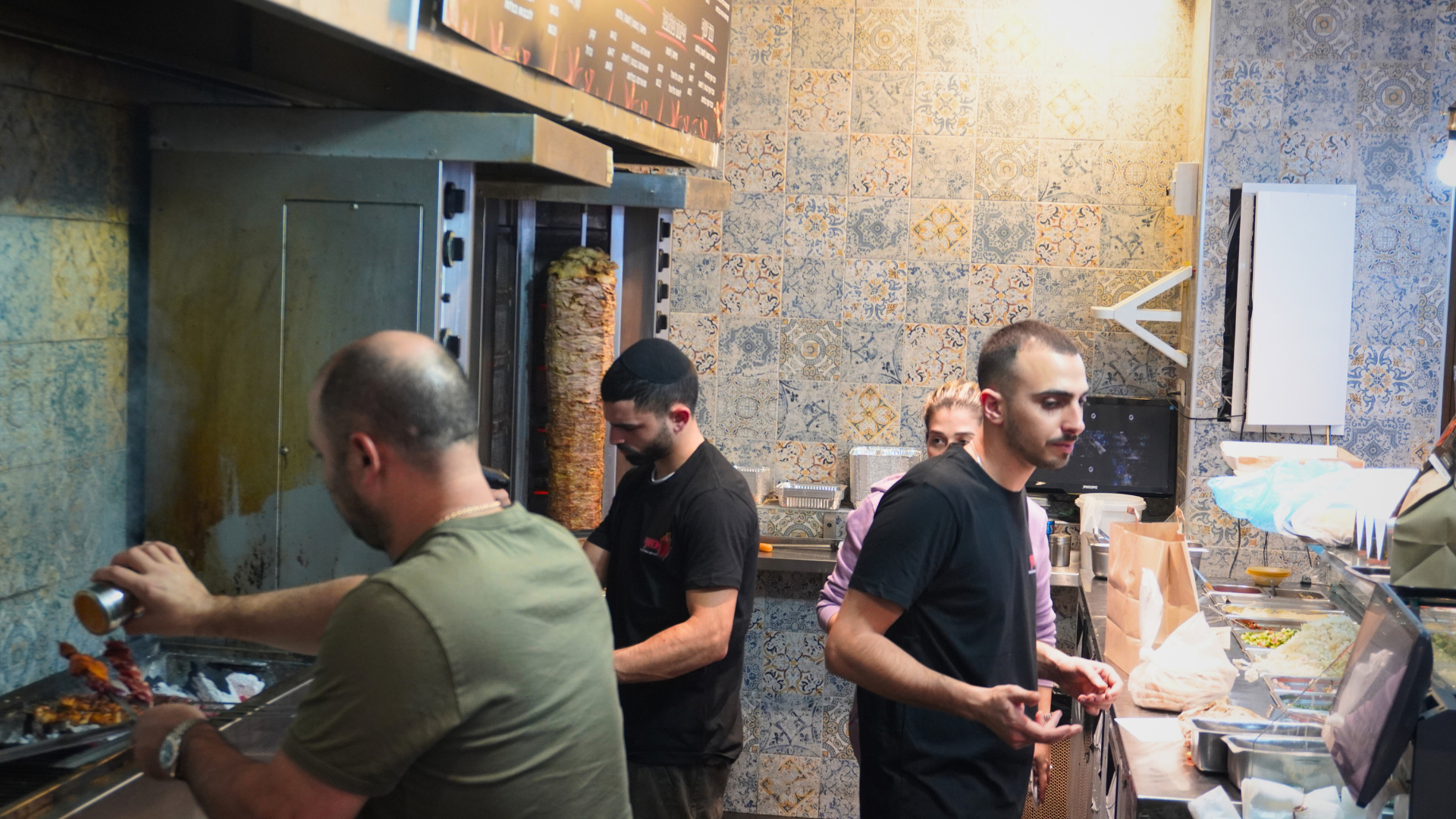 שווארמה ובשר על האש בקריית אתא | כשר למהדרין